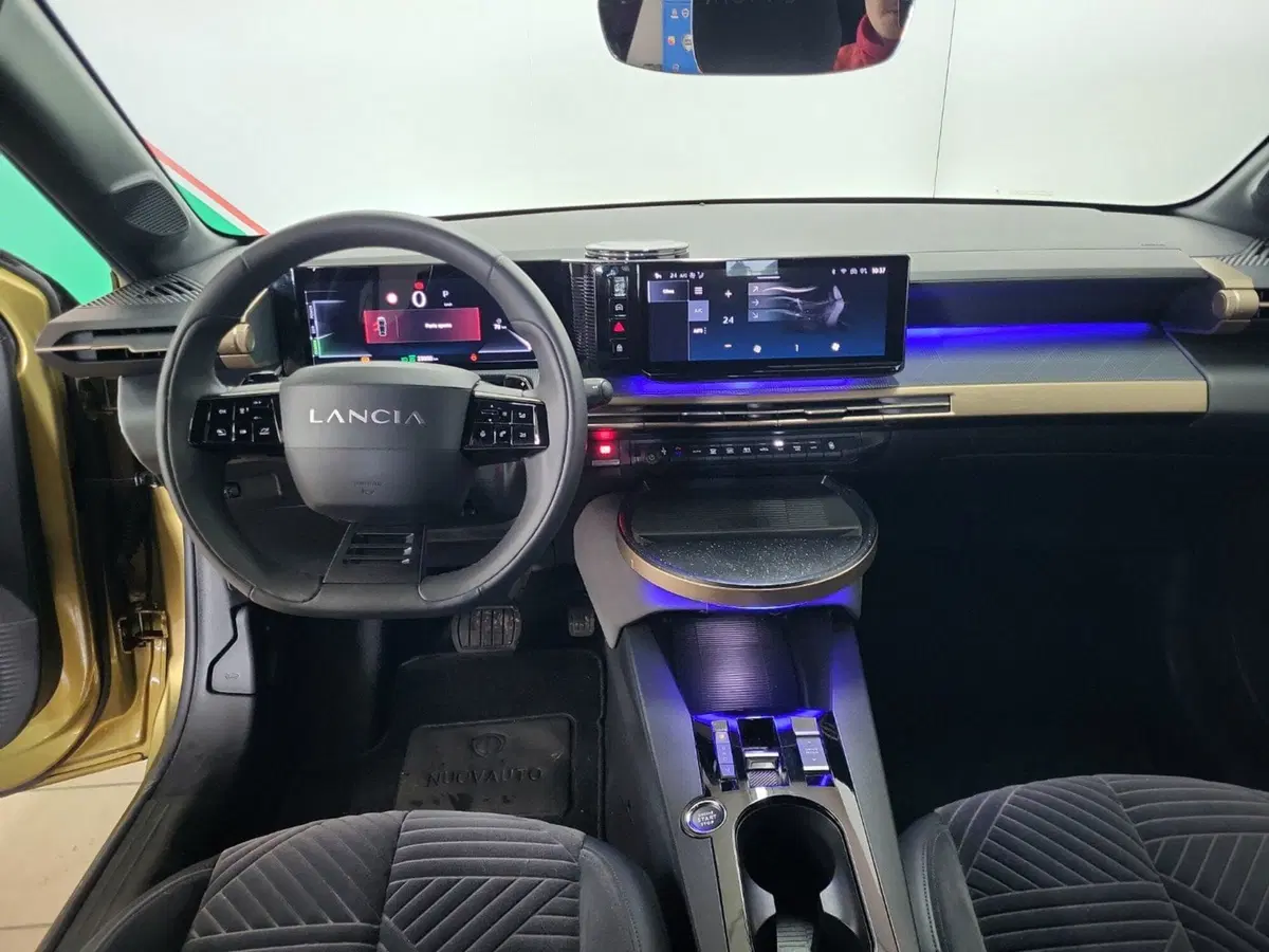 Lancia Ypsilon usata a Arezzo (11)