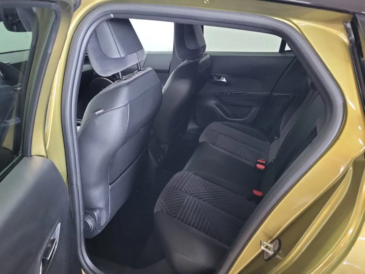 Lancia Ypsilon usata a Arezzo (9)