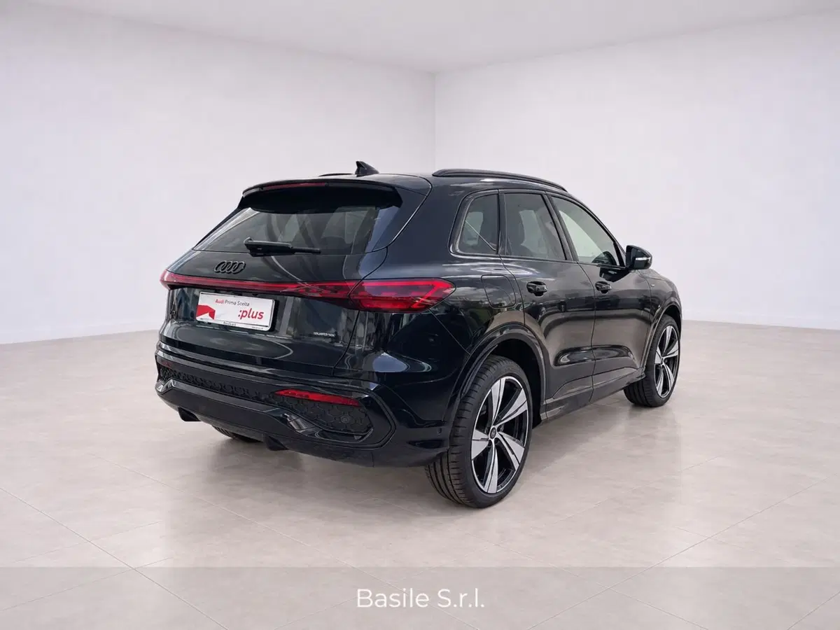 Audi Q5 nuova a Taranto (2)