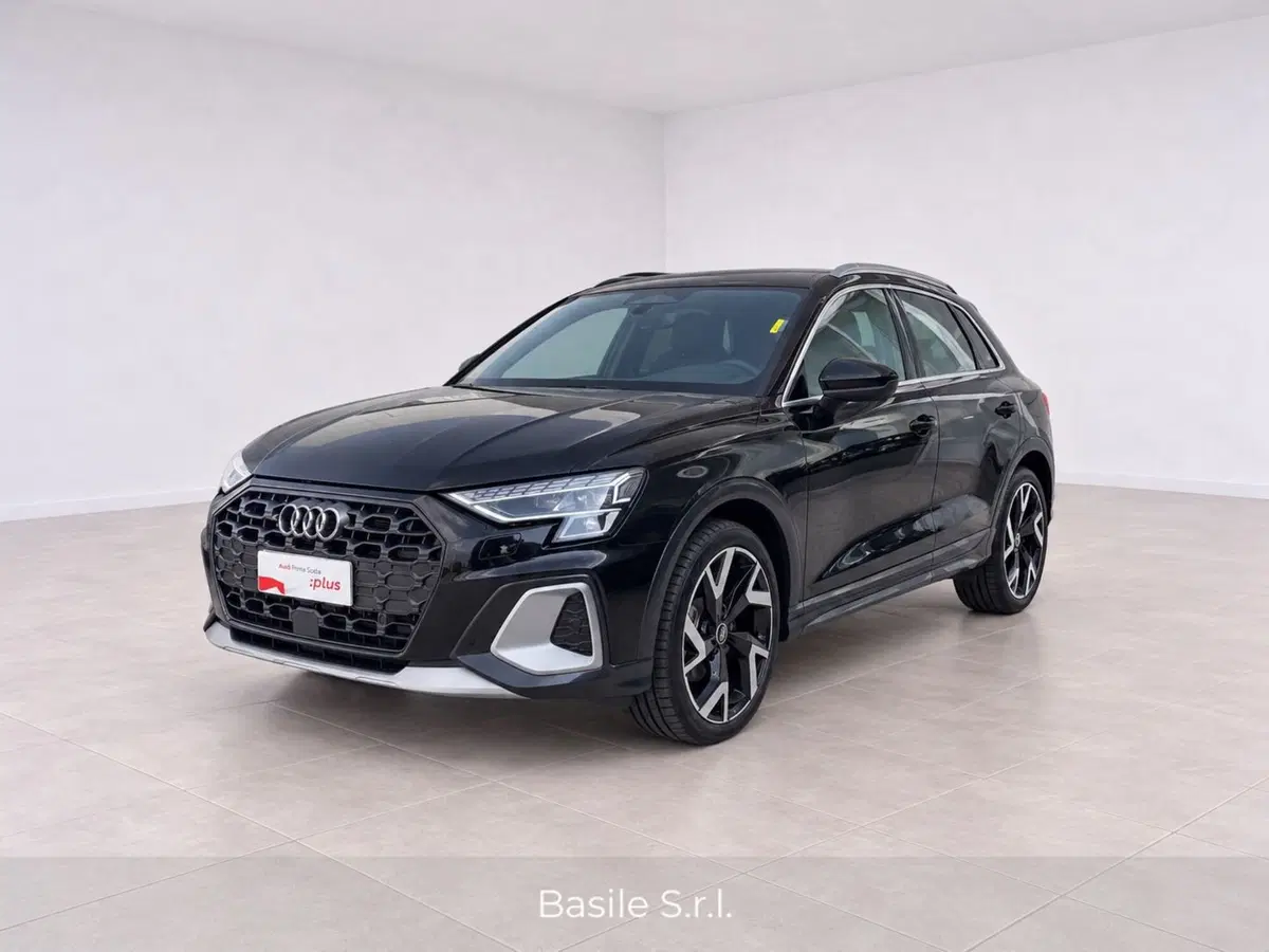 Audi A3 allstreet nuova a Taranto