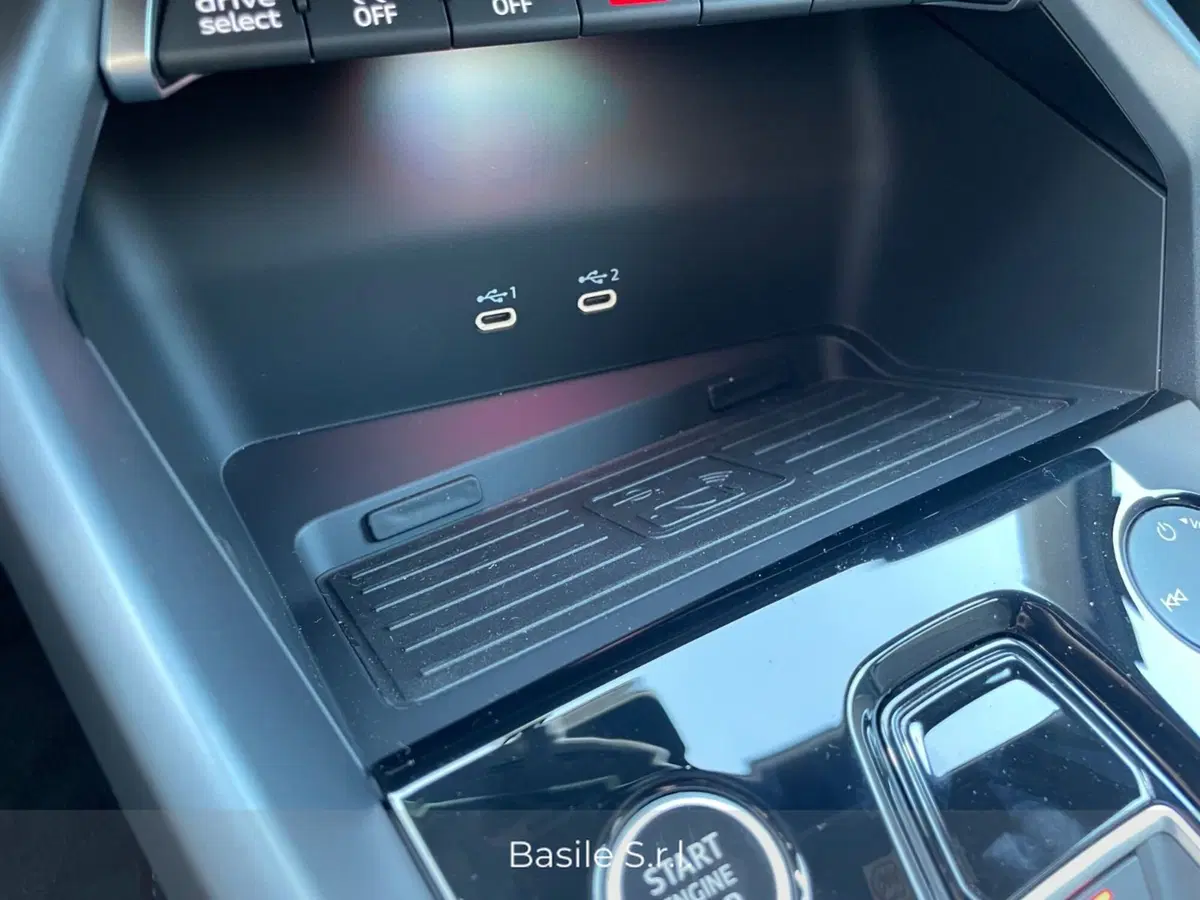 Audi A3 allstreet nuova a Taranto (8)