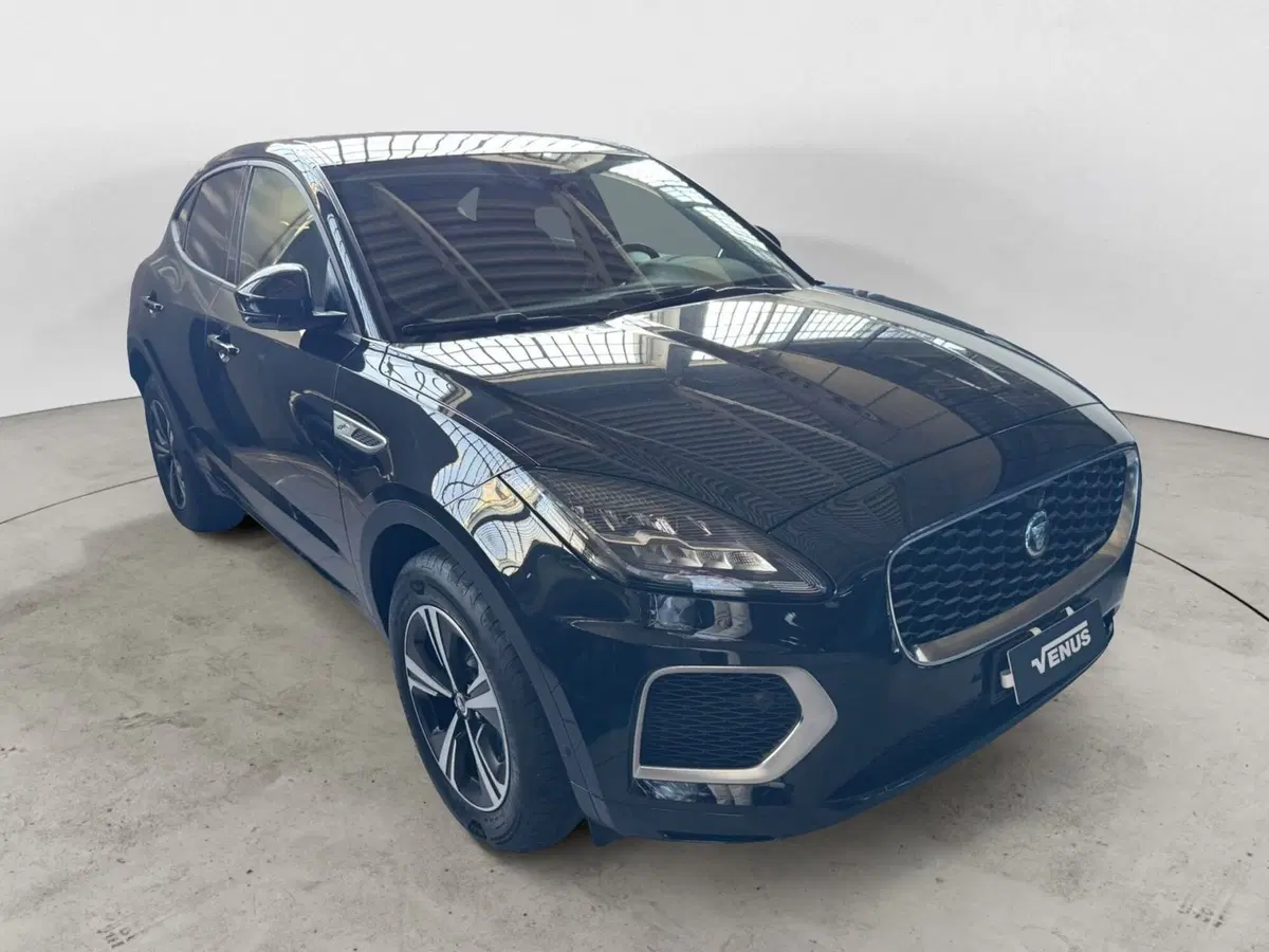 Jaguar E-Pace nuova a Monza e Brianza (16)