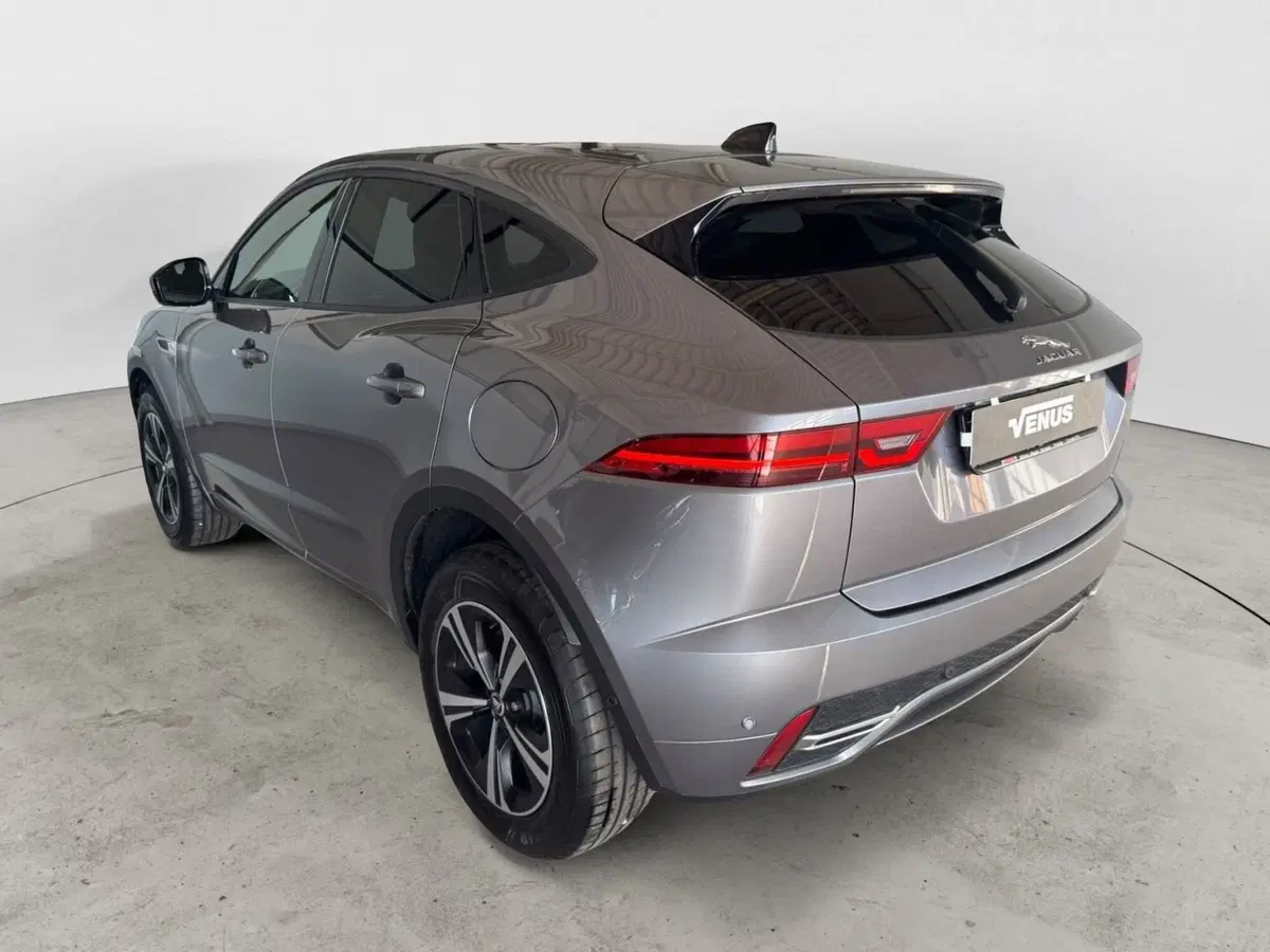 Jaguar E-Pace nuova a Monza e Brianza (5)