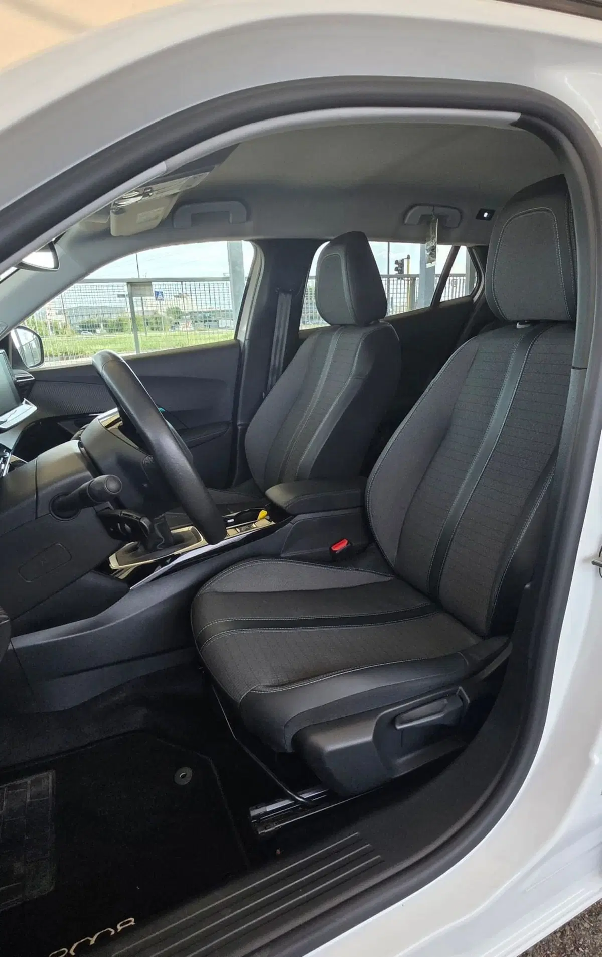 Peugeot 2008 usata a Firenze (12)