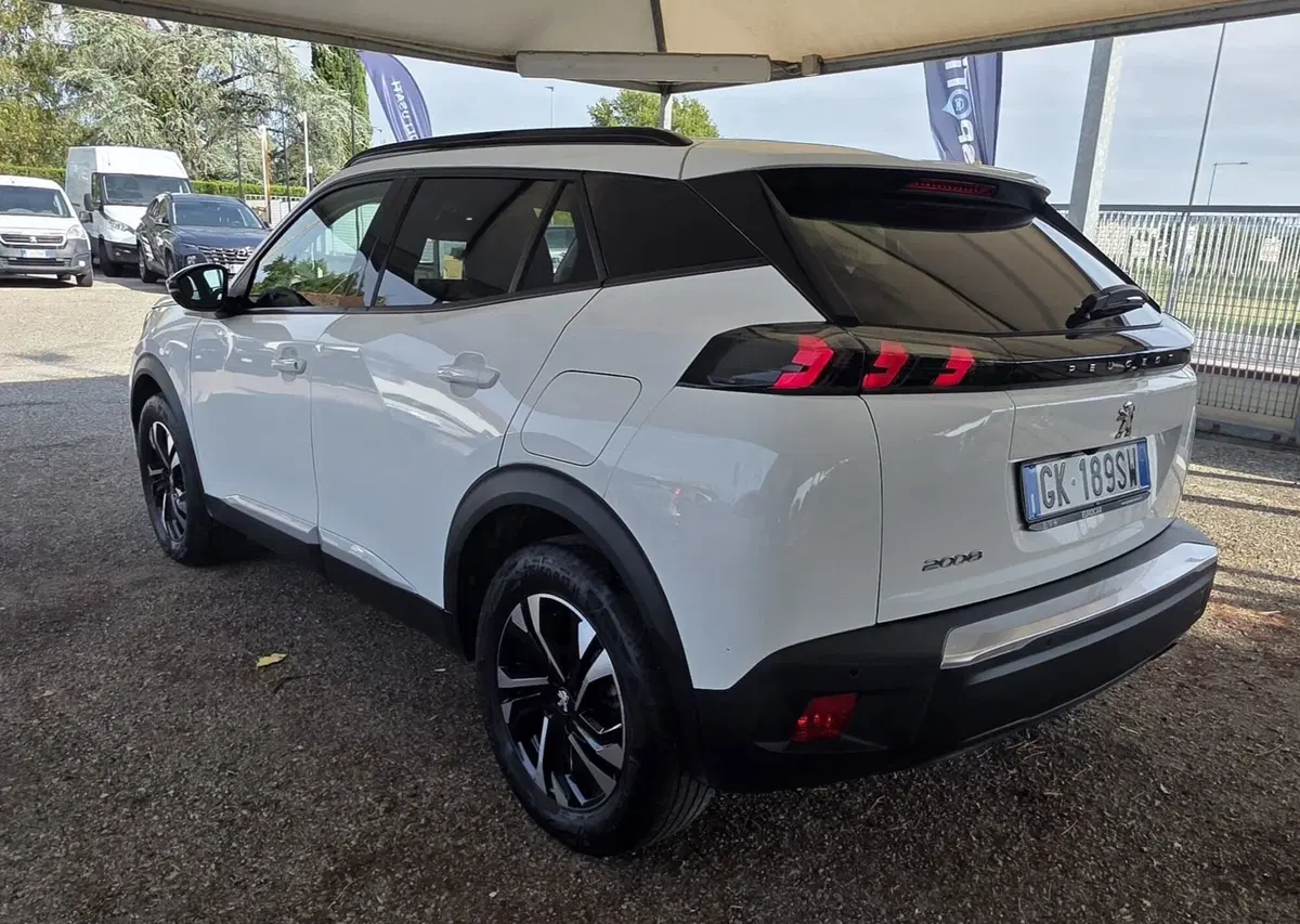 Peugeot 2008 usata a Firenze (4)