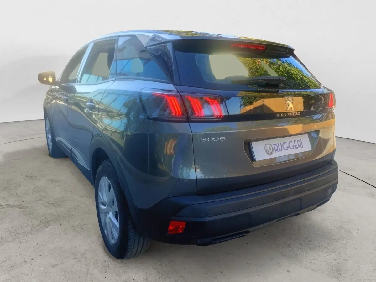 Peugeot 3008 usata a Rimini (3)