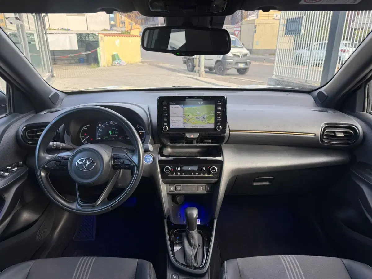 Toyota Yaris Cross usata a Massa-Carrara (6)