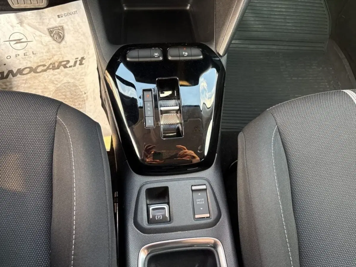 Opel Corsa-e usata a Foggia (17)