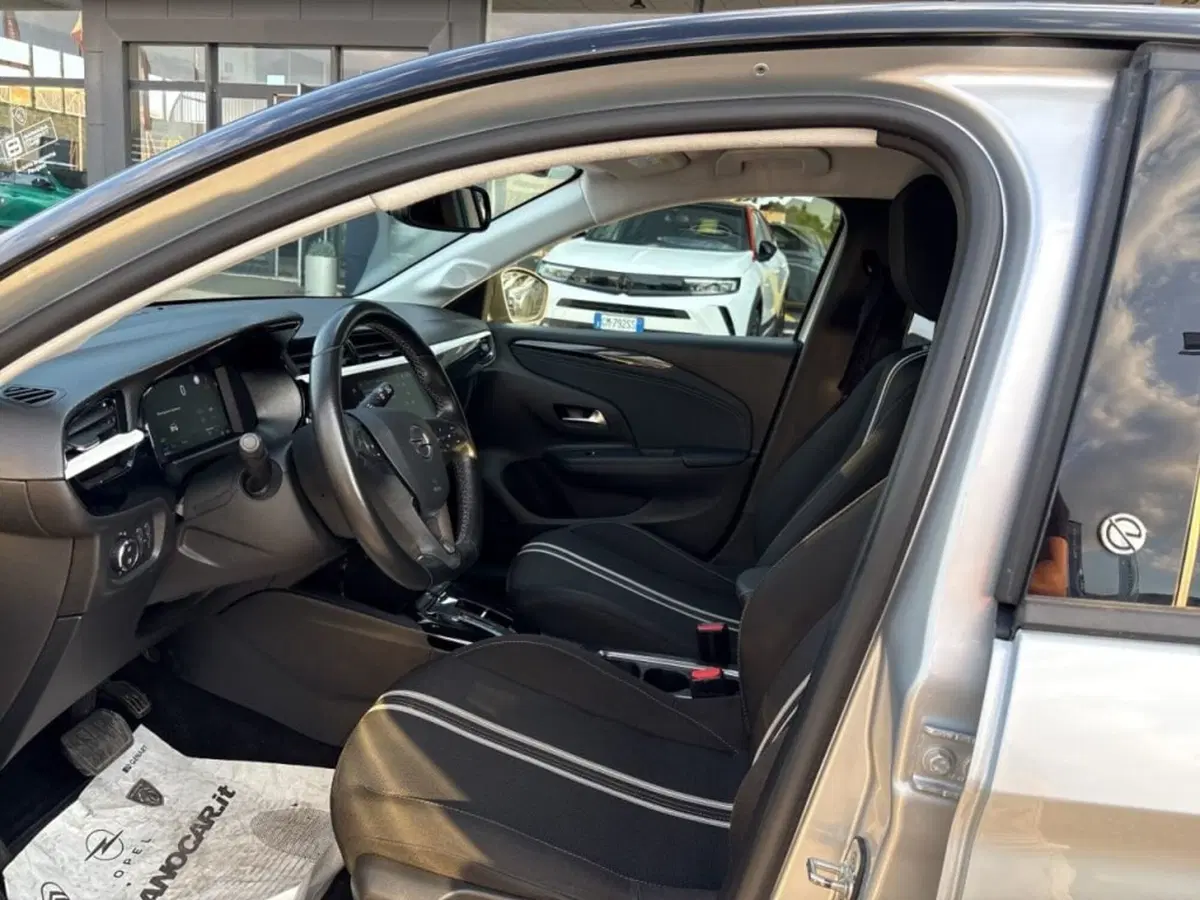Opel Corsa-e usata a Foggia (9)