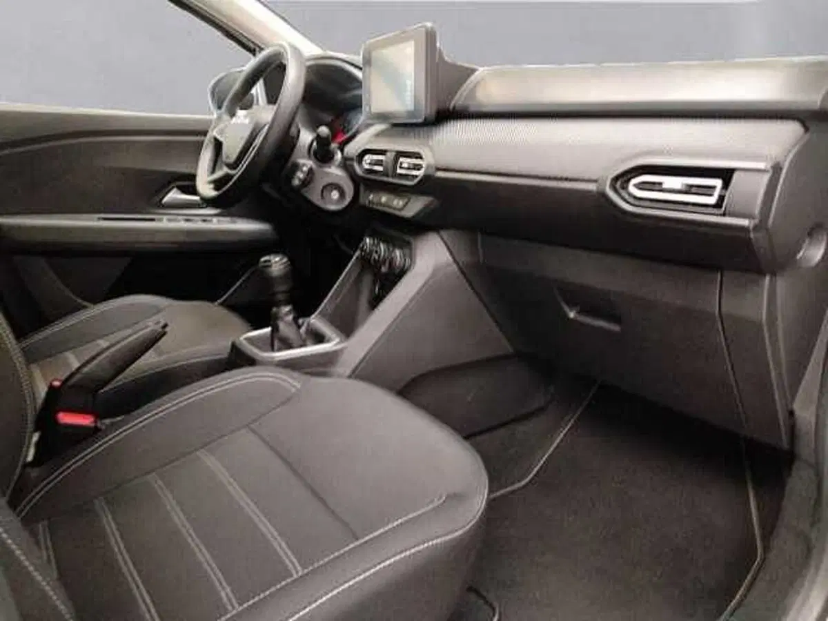 Dacia Sandero Streetway usata a Milano (14)