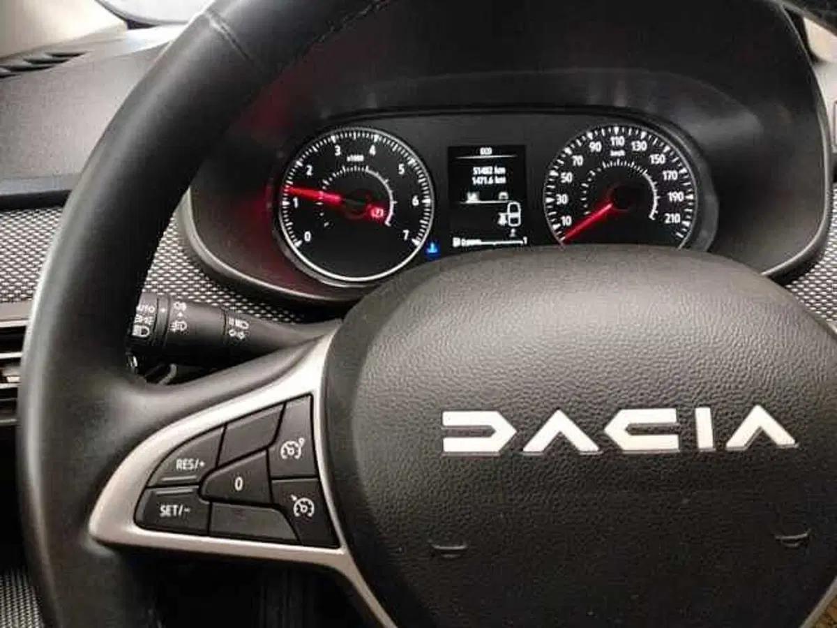 Dacia Sandero Streetway usata a Milano (17)