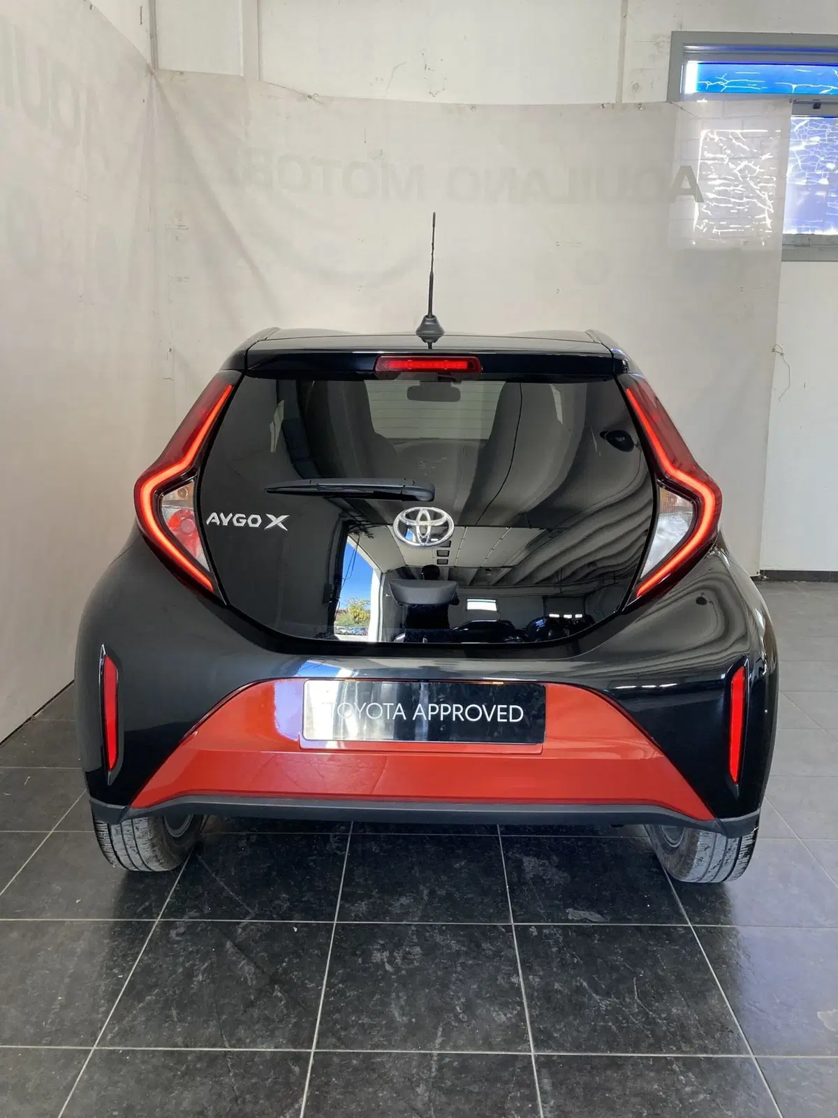 Toyota Aygo X usata a Foggia (13)