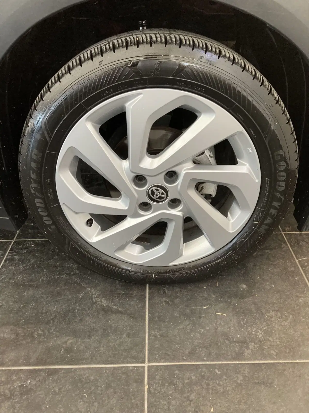 Toyota Aygo X usata a Foggia (18)