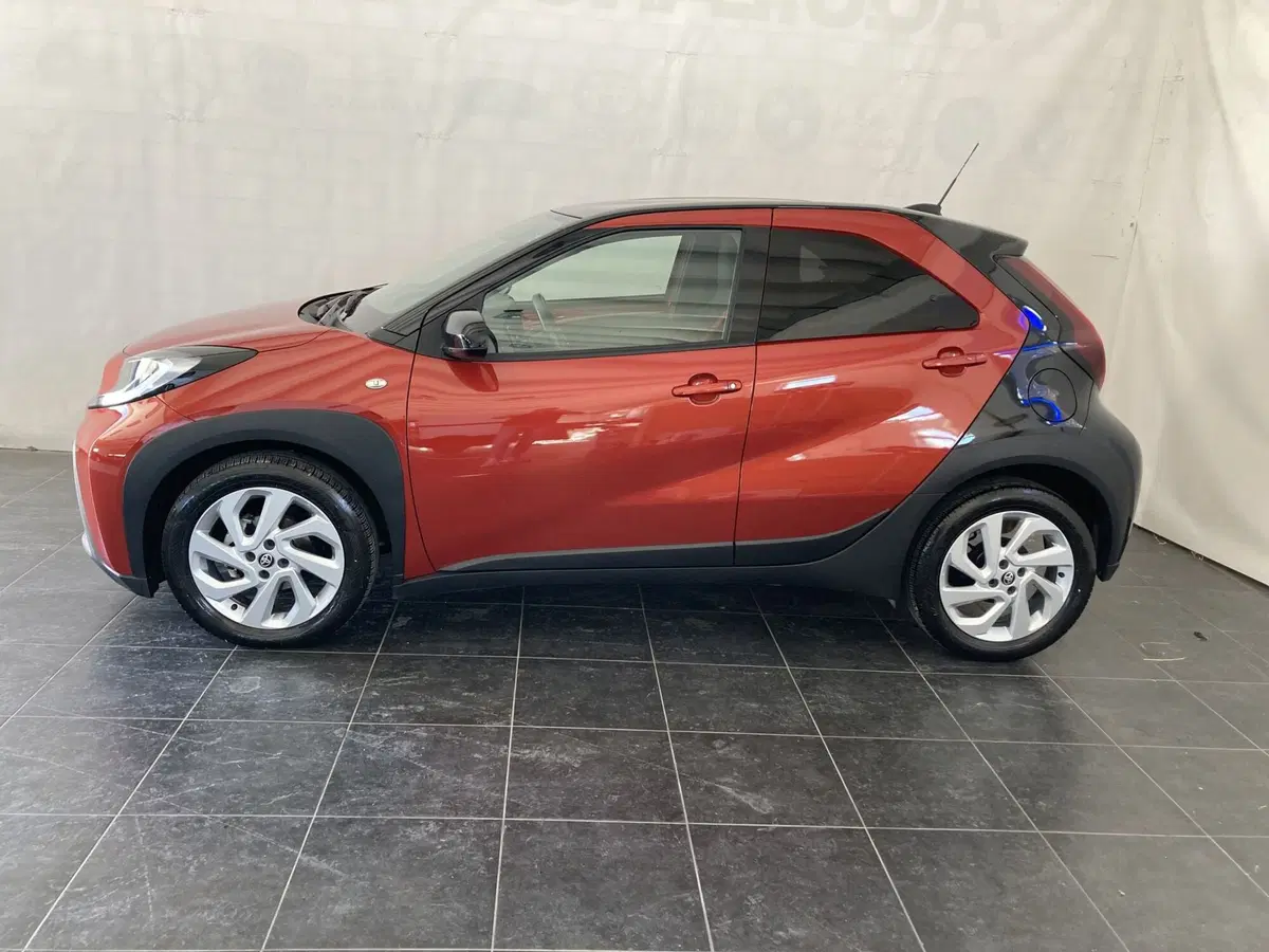 Toyota Aygo X usata a Foggia (3)