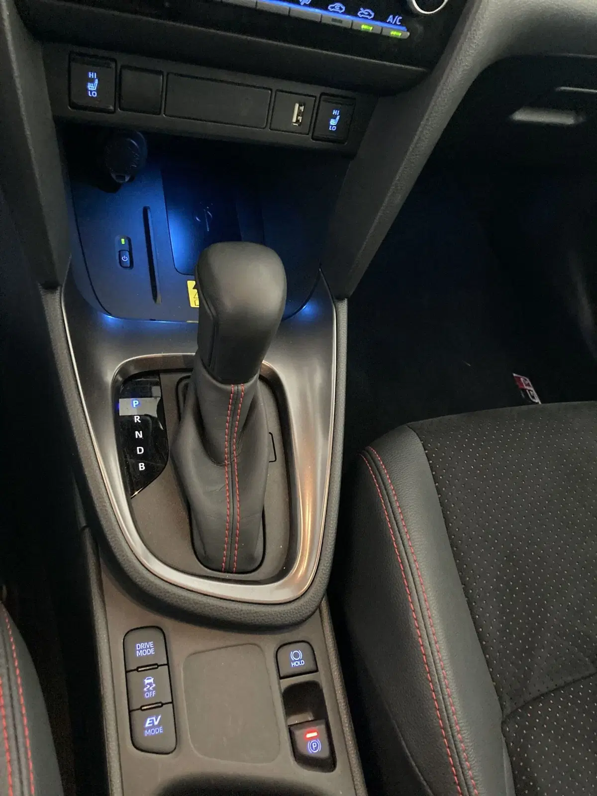 Toyota Yaris Cross usata a Foggia (15)