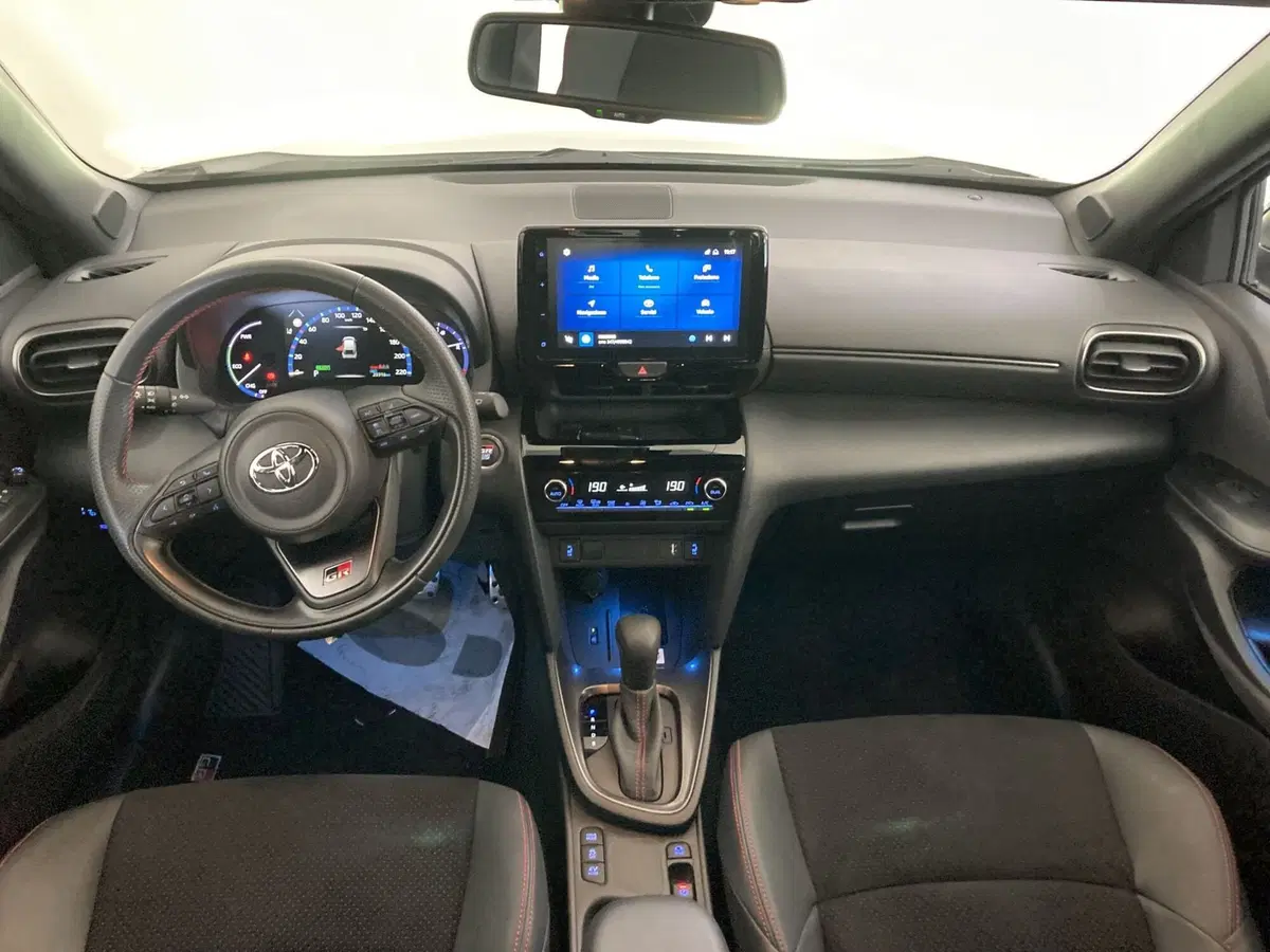 Toyota Yaris Cross usata a Foggia (18)