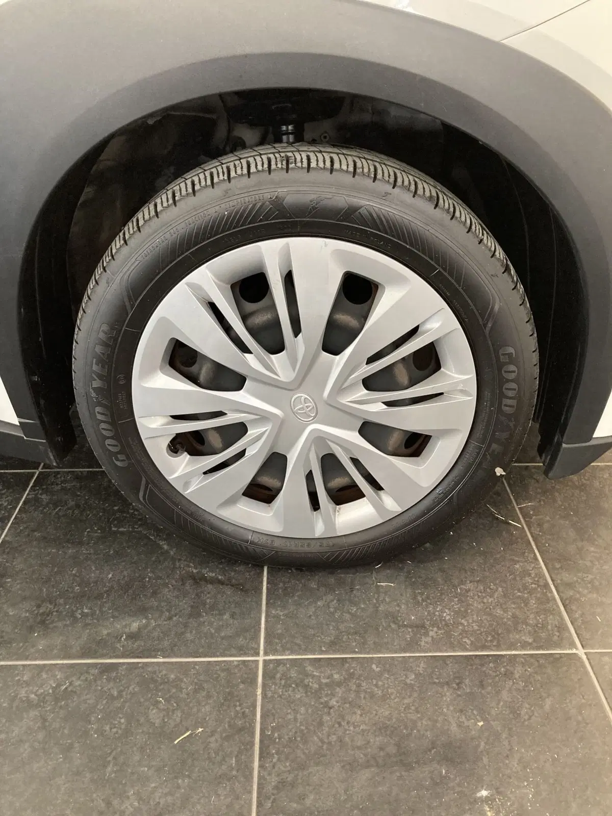 Toyota Aygo X usata a Foggia (11)