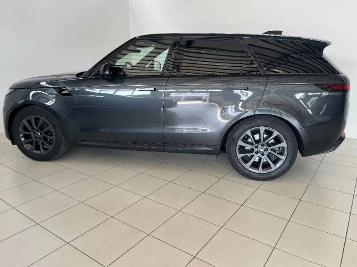Land Rover Range Rover Sport usata a Venezia (2)
