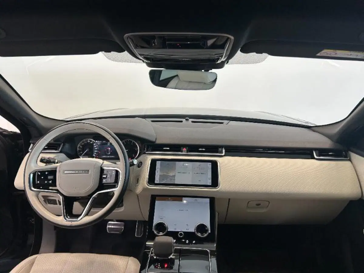 Land Rover Range Rover Velar usata a Venezia (15)
