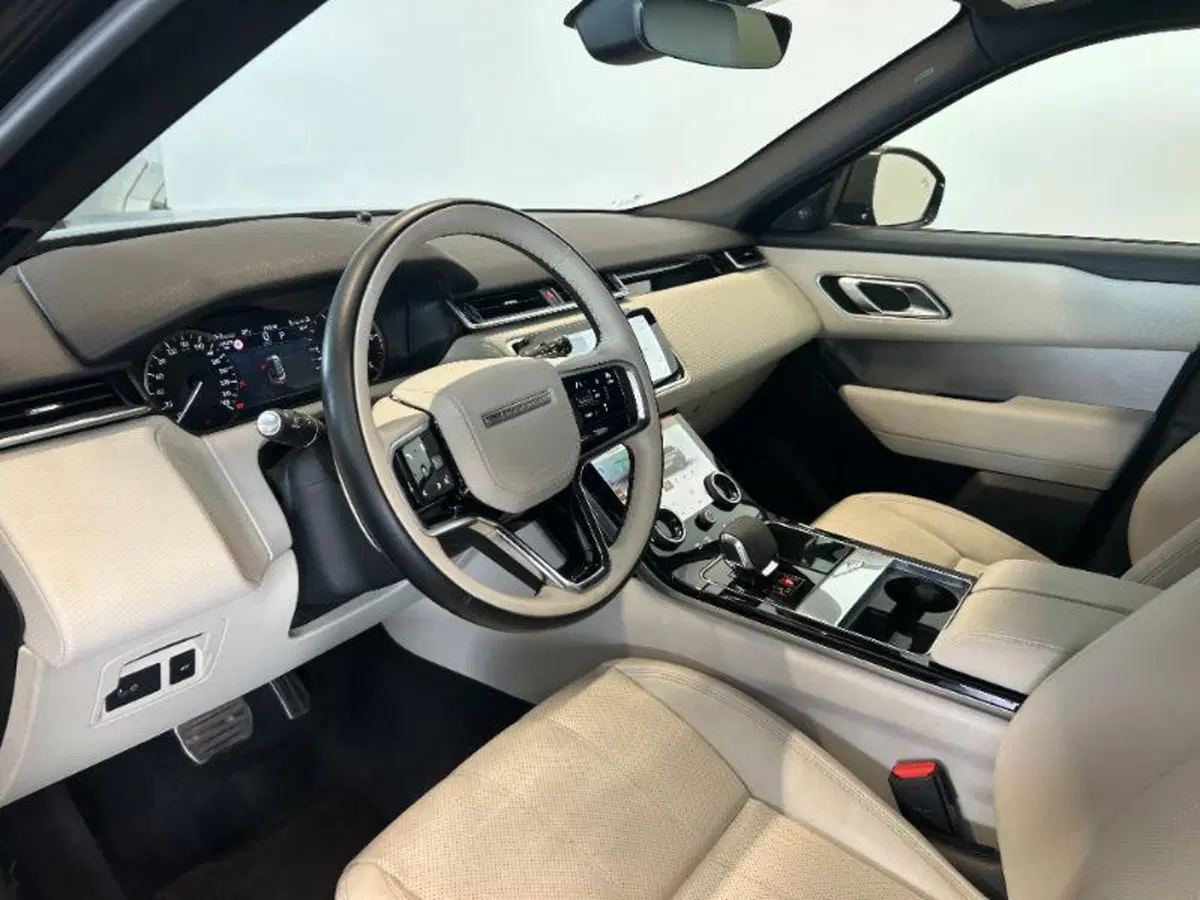 Land Rover Range Rover Velar usata a Venezia (17)