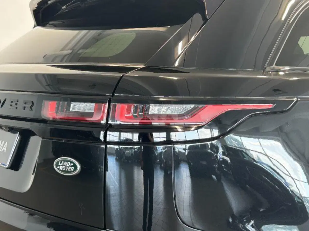 Land Rover Range Rover Velar usata a Venezia (7)