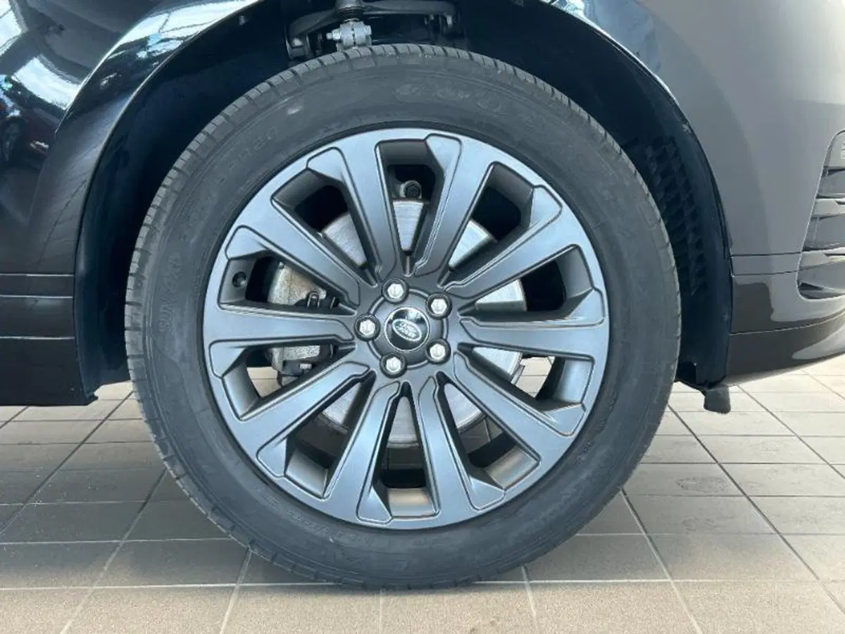 Land Rover Range Rover Velar usata a Venezia (8)