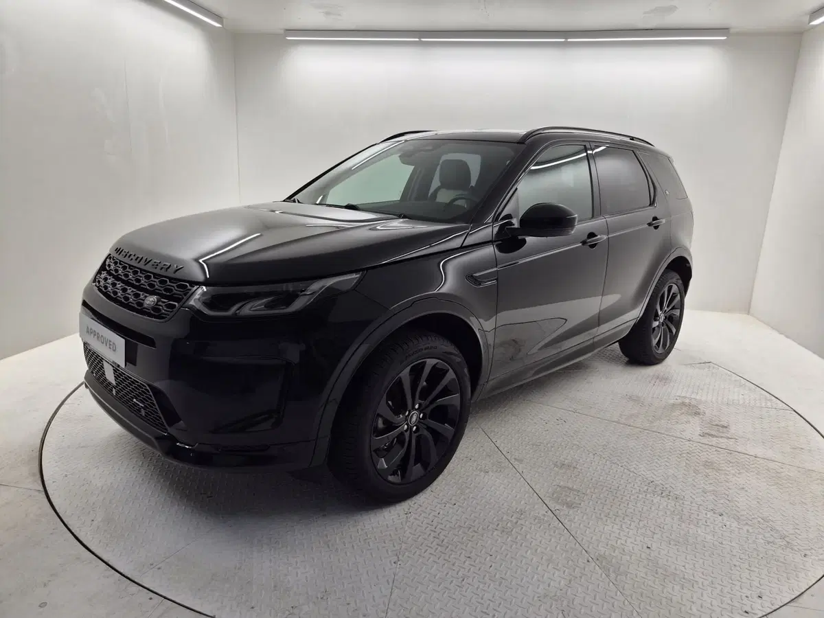 Land Rover Discovery Sport usata a Bergamo