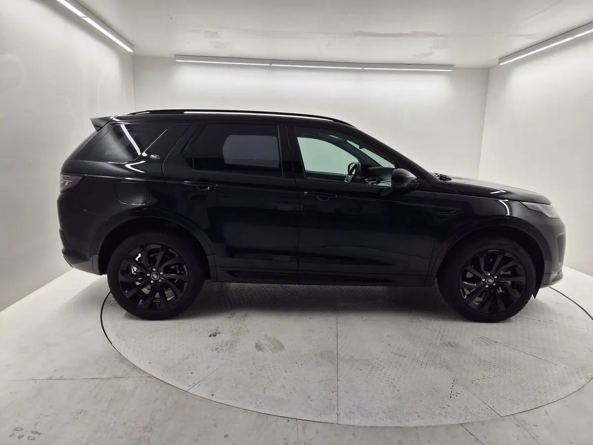 Land Rover Discovery Sport usata a Bergamo (3)