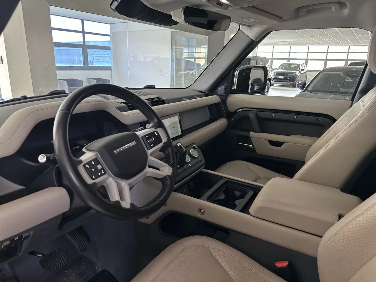 Land Rover Defender usata a Modena (19)