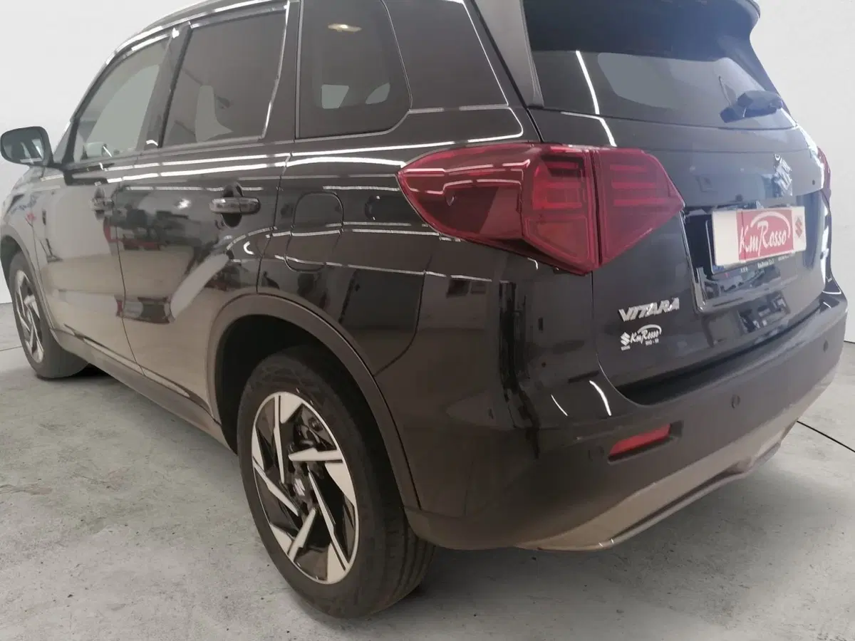Suzuki Vitara nuova a Milano (5)