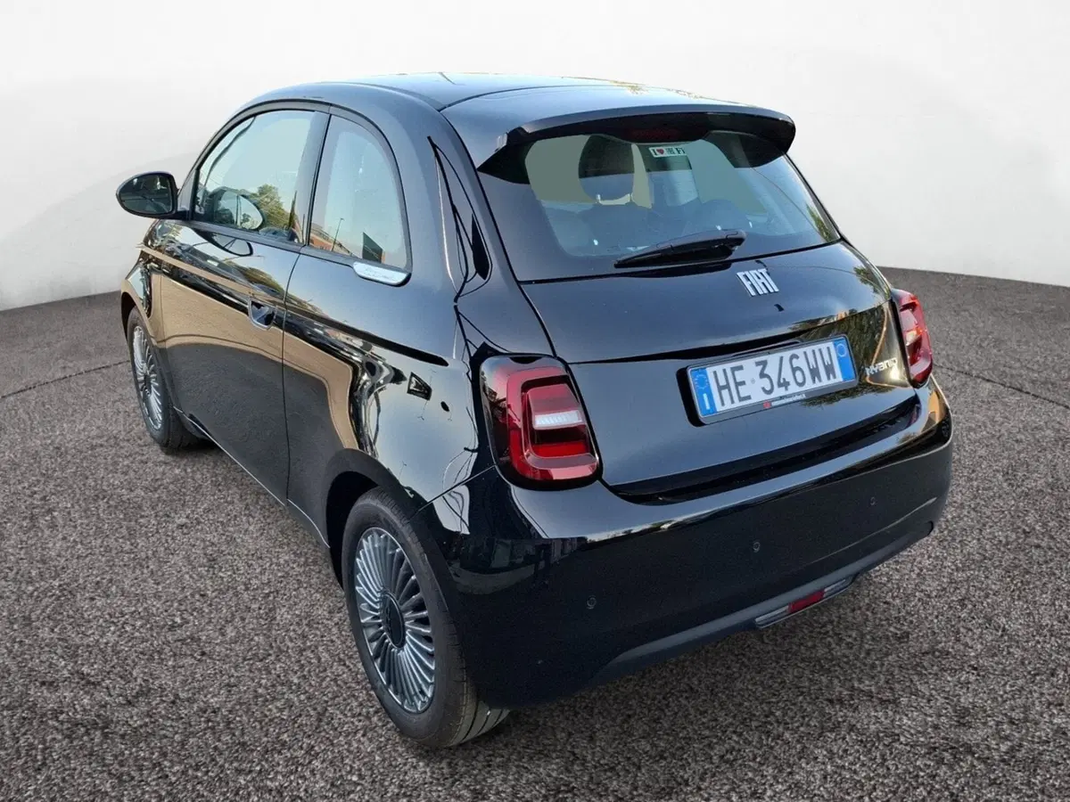 Fiat 500 nuova a Latina (4)