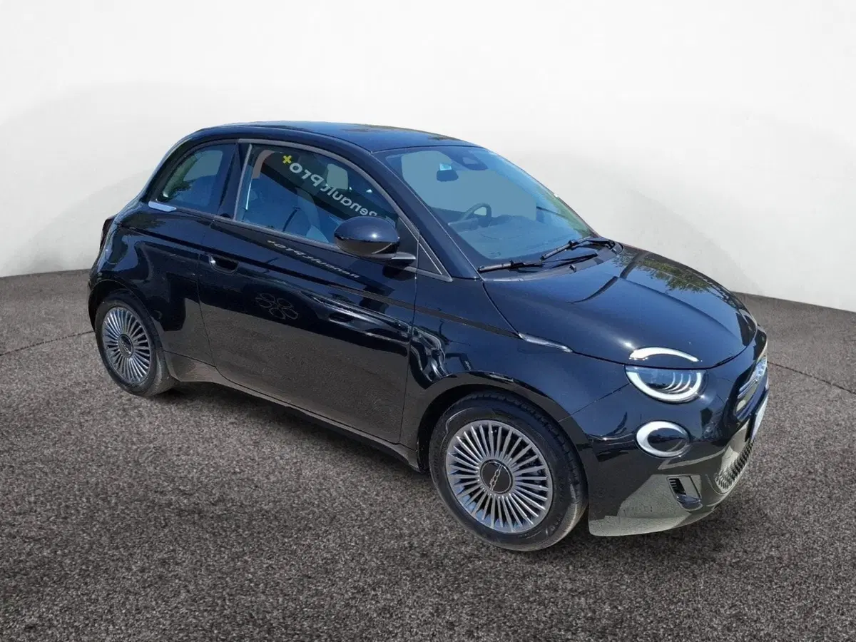 Fiat 500 nuova a Latina (2)