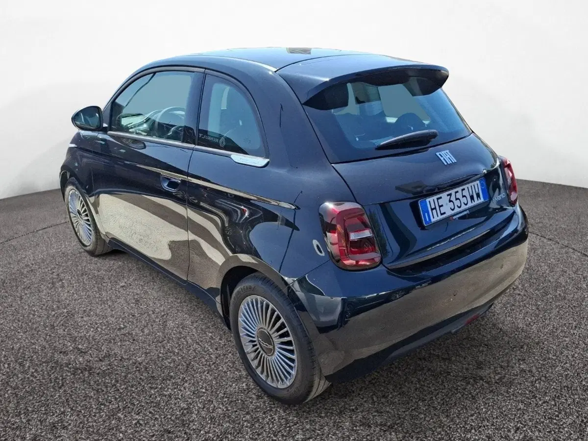 Fiat 500 nuova a Latina (4)