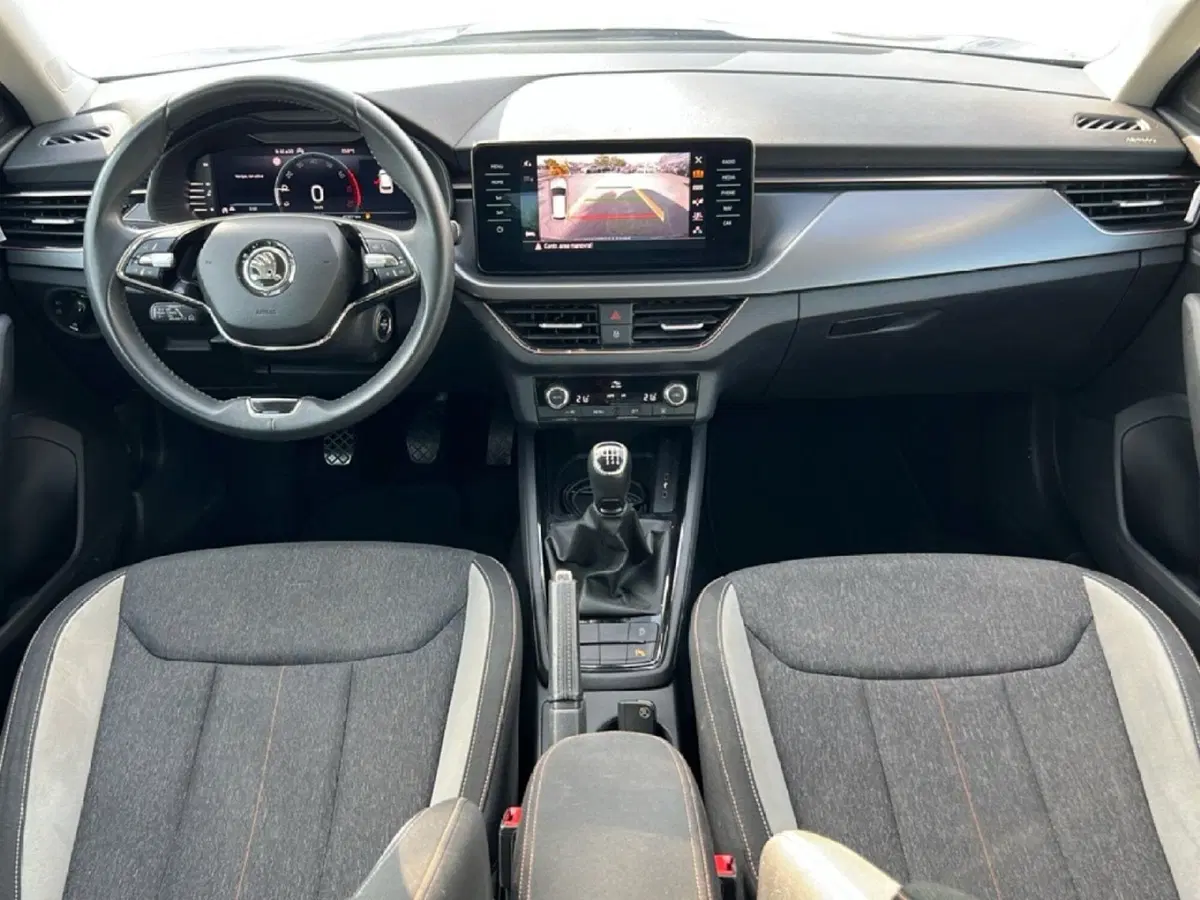 Skoda Kamiq usata a Grosseto (12)