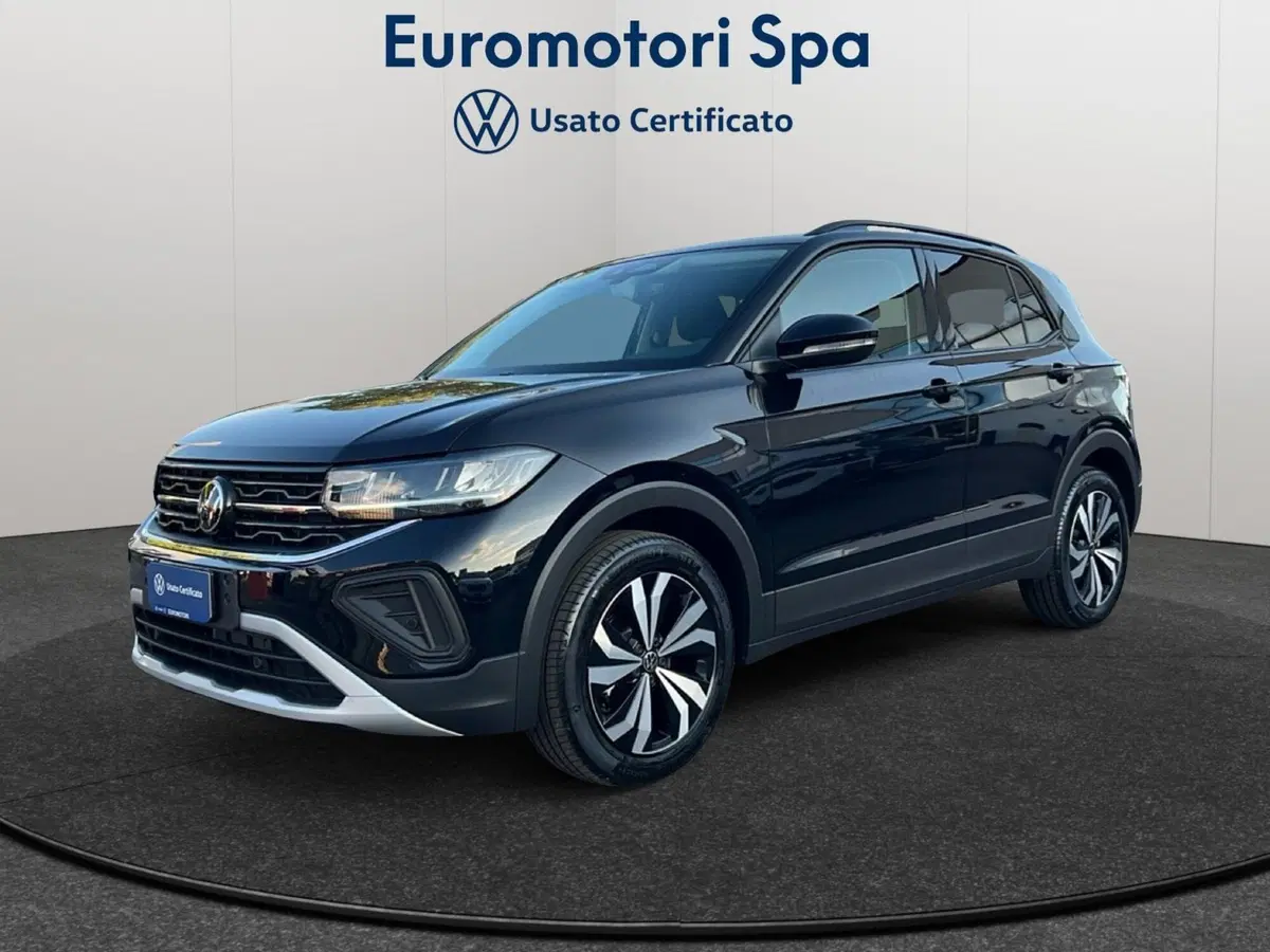 Volkswagen T-Cross nuova a Siena