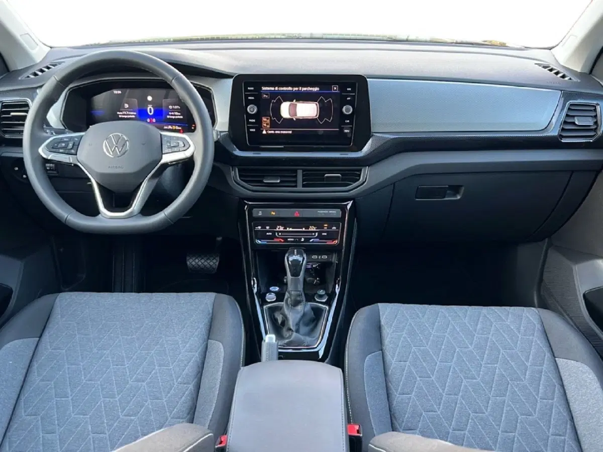 Volkswagen T-Cross nuova a Siena (10)
