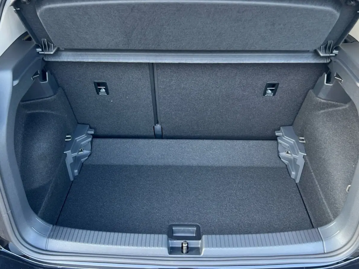 Volkswagen T-Cross nuova a Siena (13)