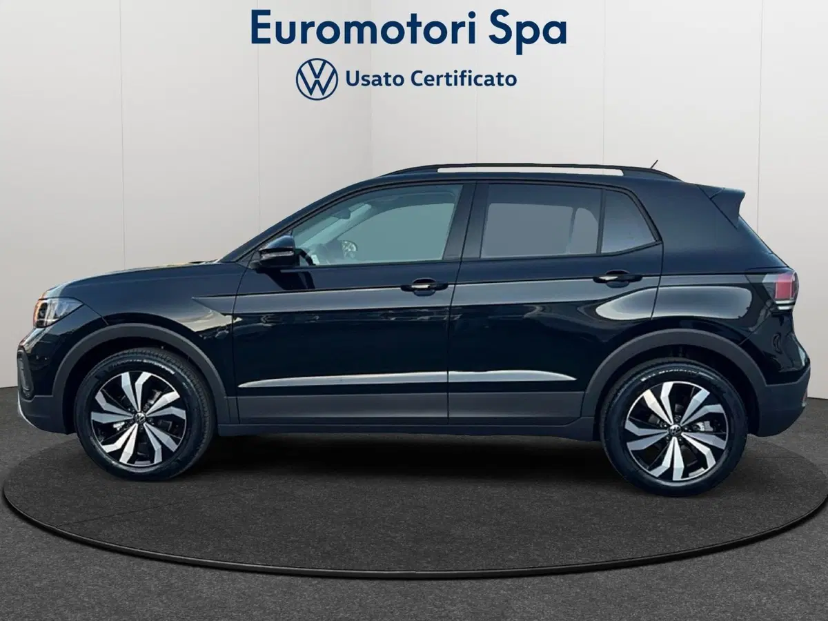 Volkswagen T-Cross nuova a Siena (2)