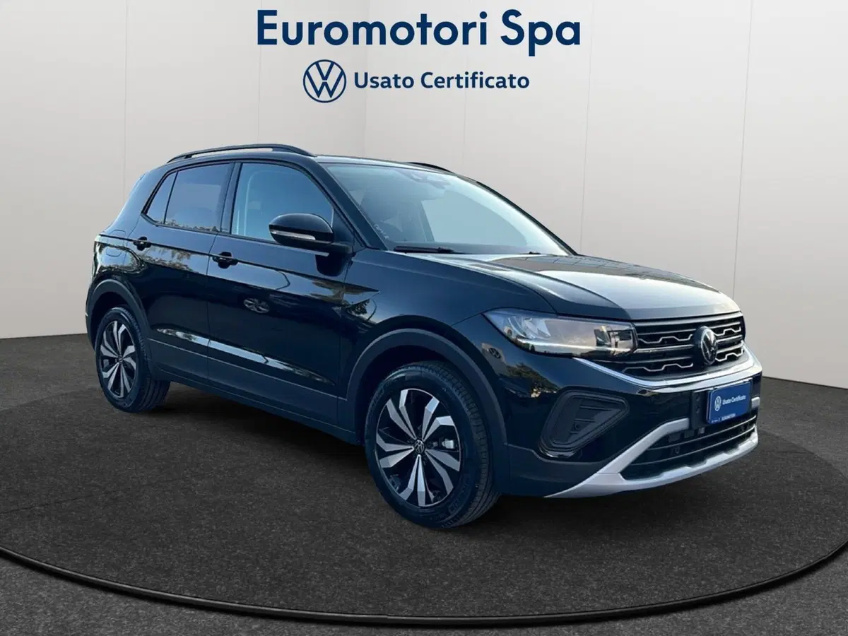 Volkswagen T-Cross nuova a Siena (7)