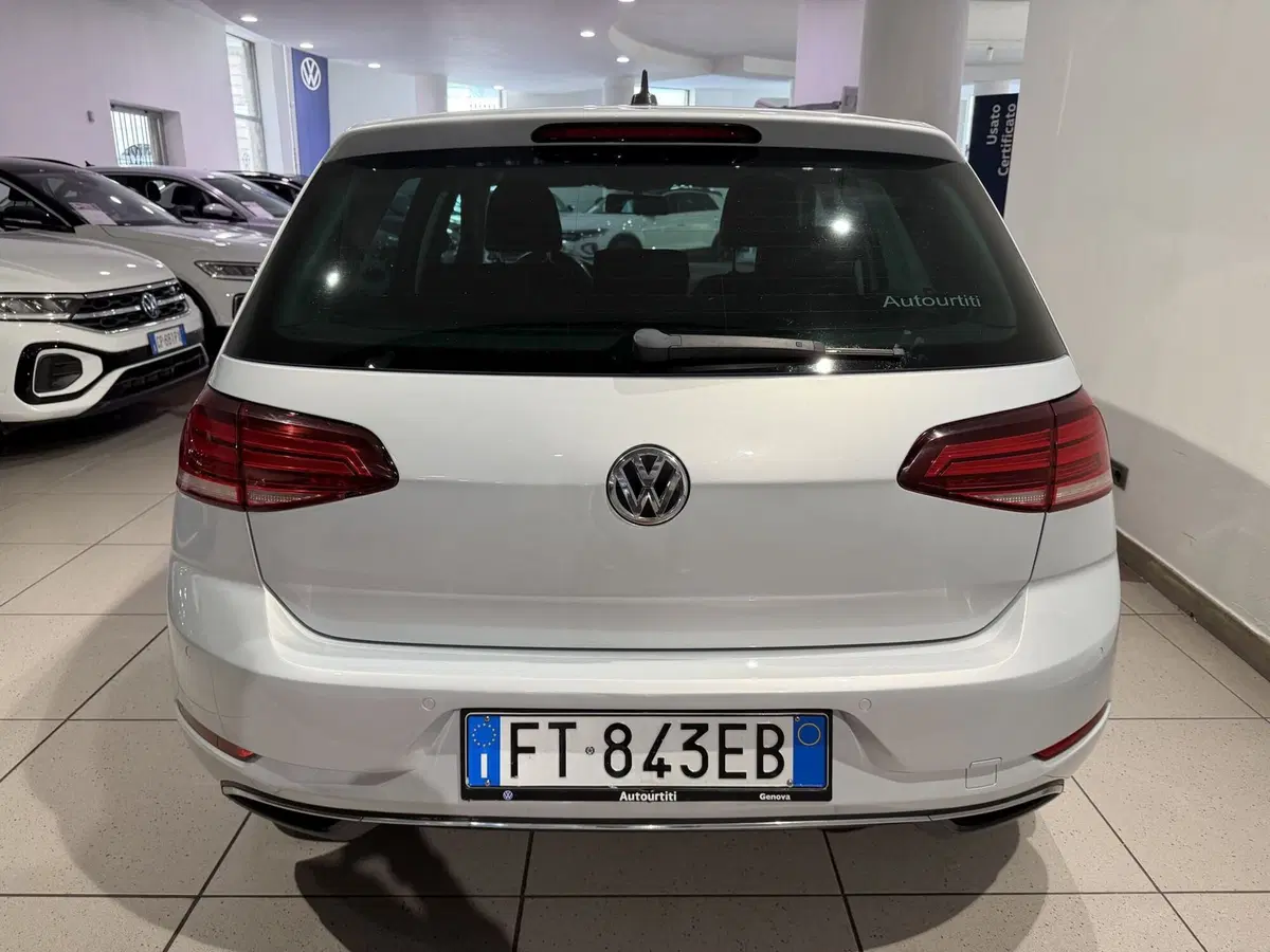 Volkswagen Golf usata a Genova (4)