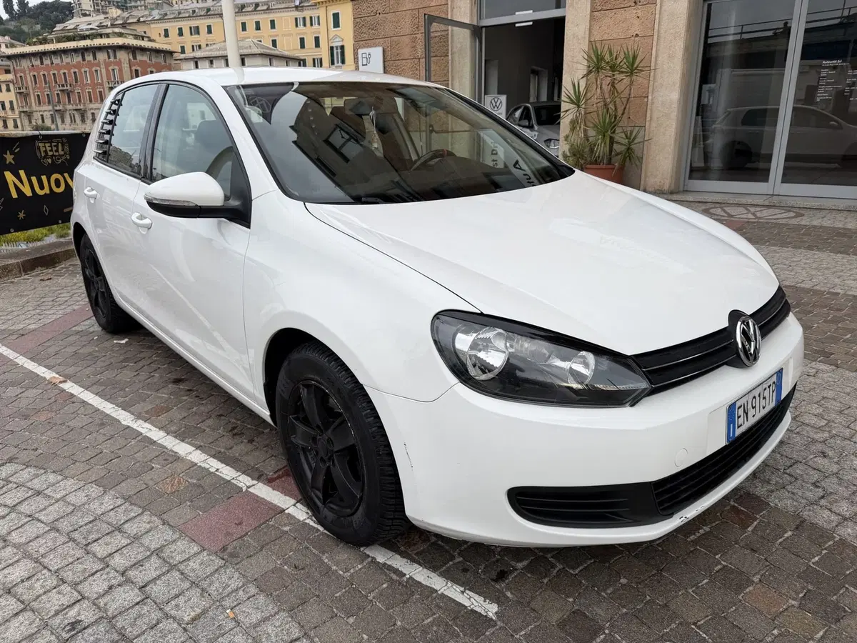 Volkswagen Golf usata a Genova (6)
