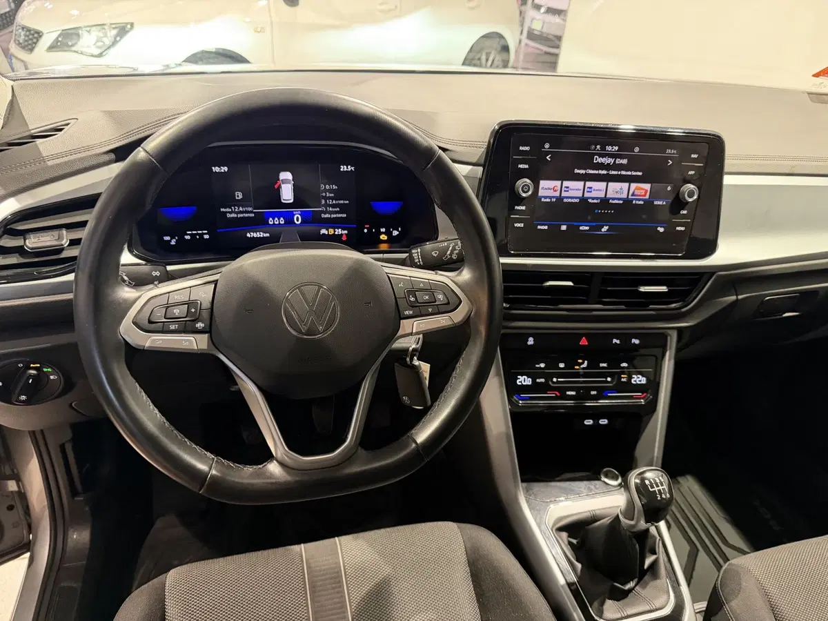 Volkswagen T-Roc usata a Genova (11)