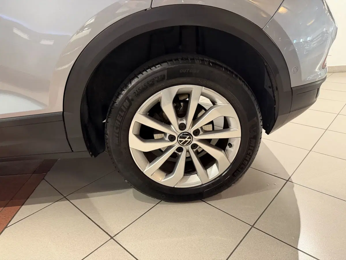 Volkswagen T-Roc usata a Genova (14)