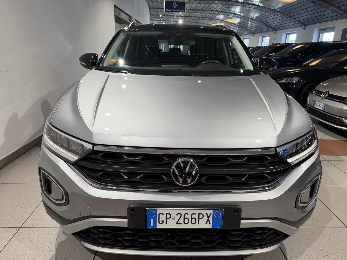 Volkswagen T-Roc usata a Genova (7)