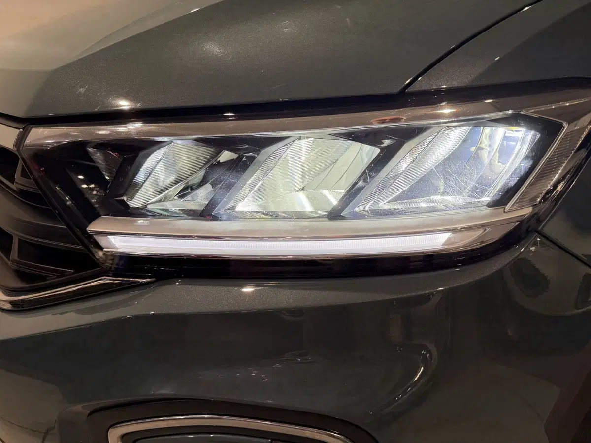 Volkswagen T-Roc usata a Genova (14)