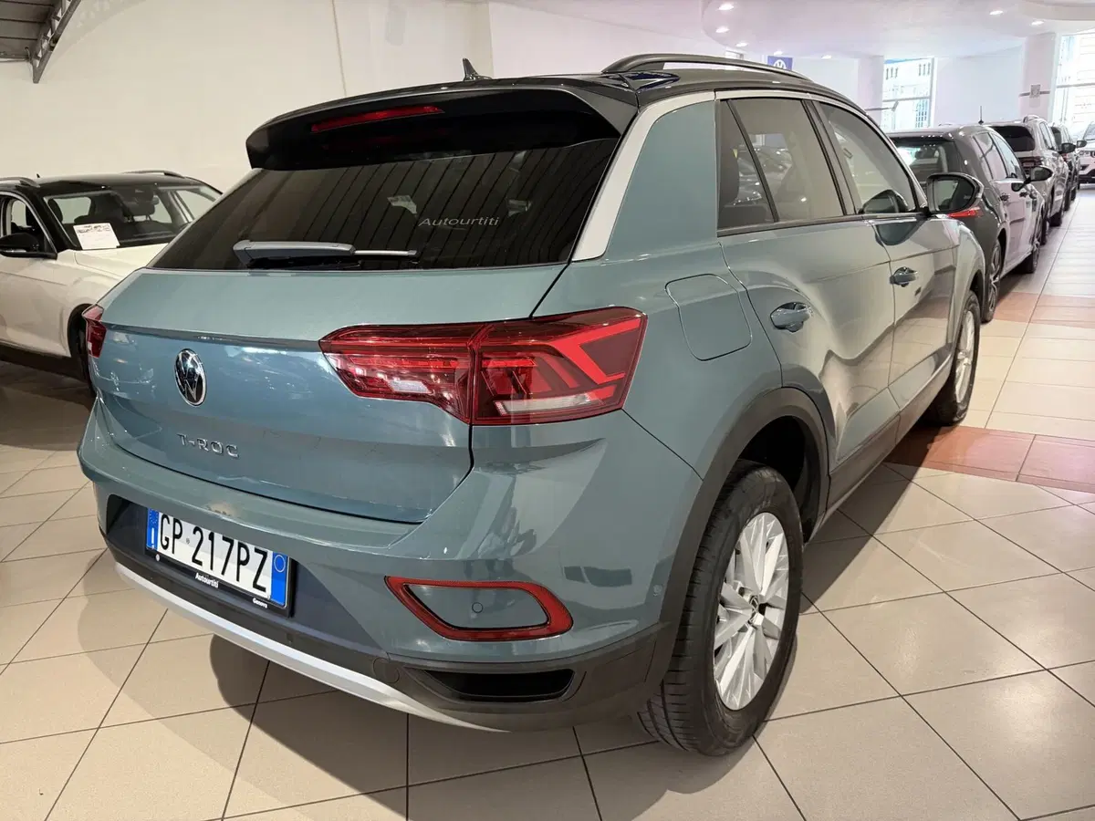 Volkswagen T-Roc usata a Genova (5)
