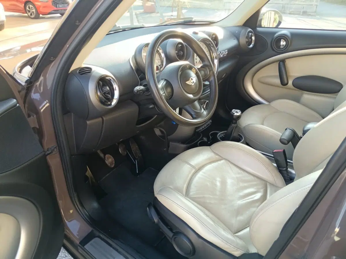 MINI Mini Countryman usata a Macerata (9)