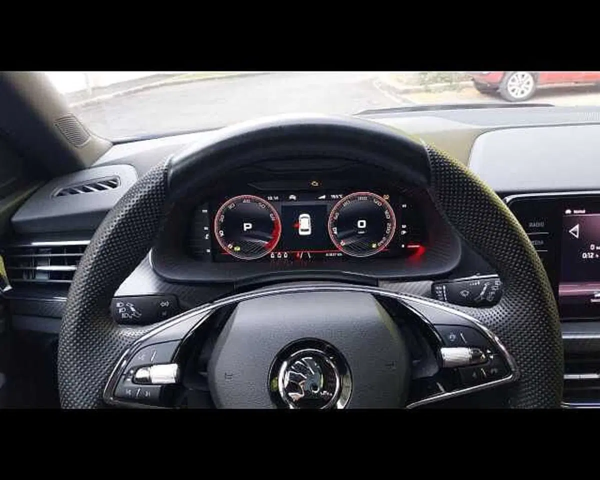 Skoda Kamiq usata a Ravenna (11)