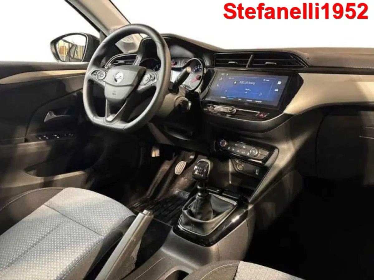 Opel Corsa nuova a Bologna (15)
