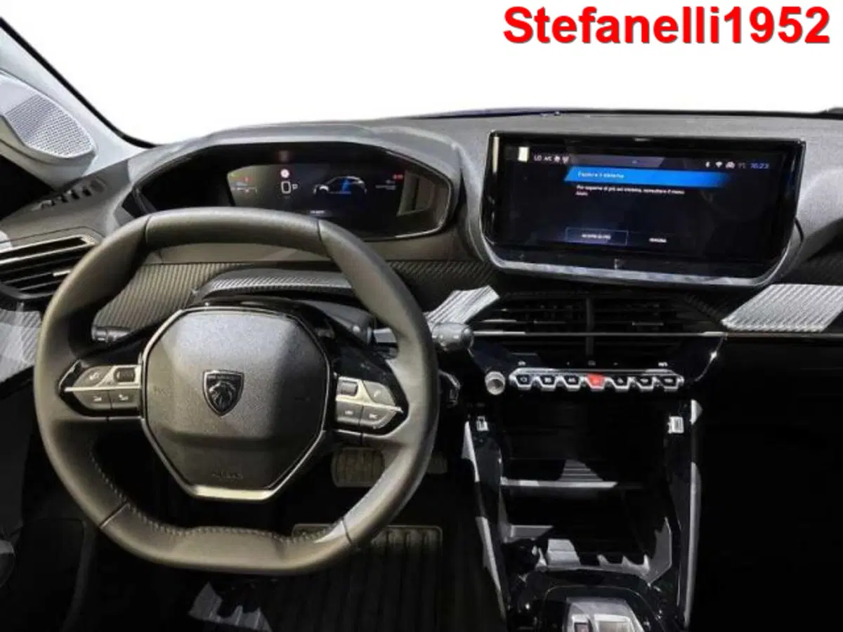 Peugeot 208 nuova a Bologna (14)